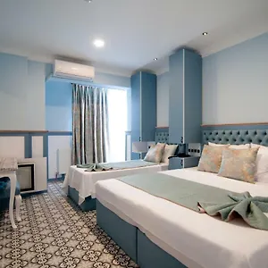 Center Hill Hotel